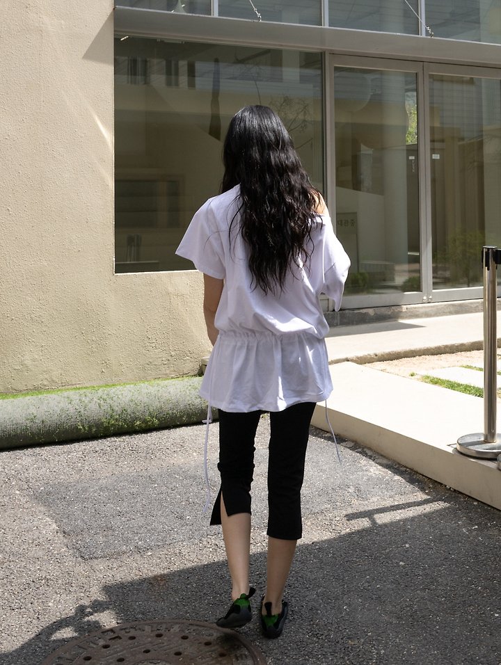 Inssense - Korean Women Fashion - #momslook - Elastic Waist Slim Capri Pants - 7