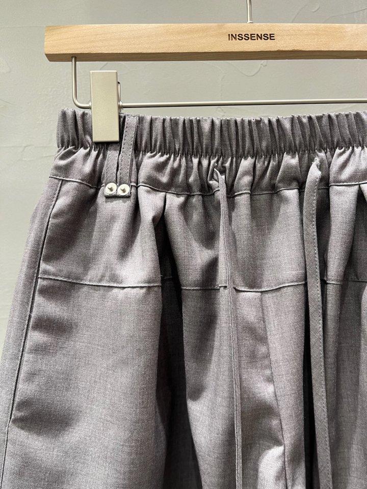 Inssense - Korean Women Fashion - #restrostyle - Linear Double Rivet Drawstring Shorts - 6