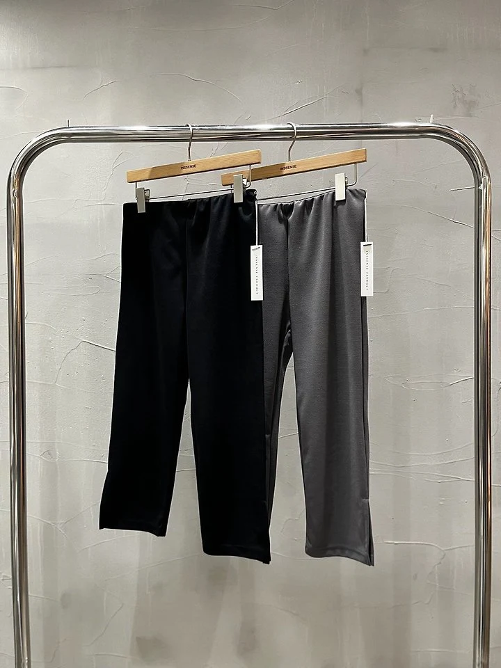 Inssense - Korean Women Fashion - #vintageinspired - Elastic Waist Slim Capri Pants - 7