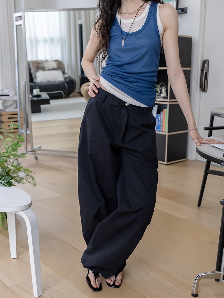 Inssense - Korean Women Fashion - #vintageinspired - Cationic Balloon Curved Cargo Pants - 2