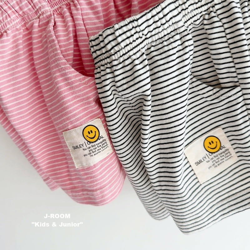 J-Room - Korean Children Fashion - #childofig - Striped Label Shorts - 4