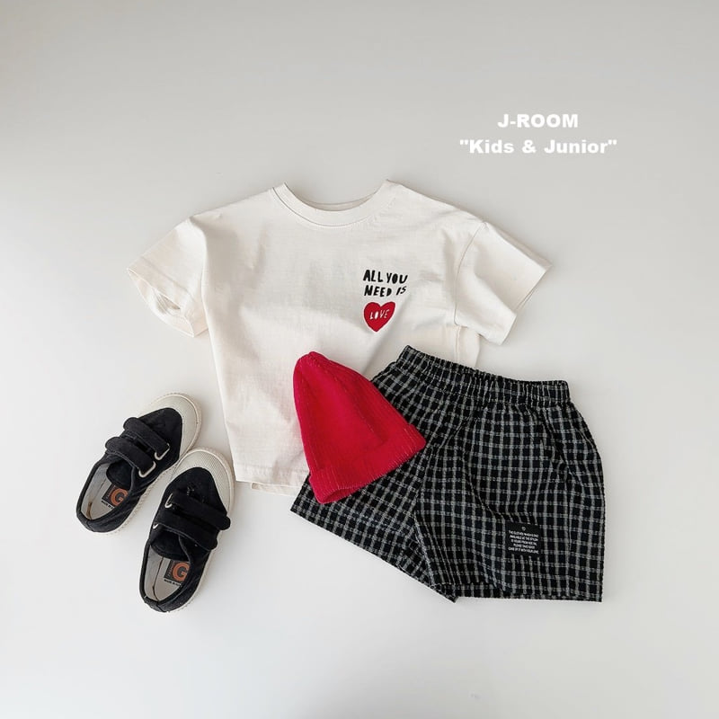 J-Room - Korean Children Fashion - #prettylittlegirls - Heart Front Back Graphic Tee - 9