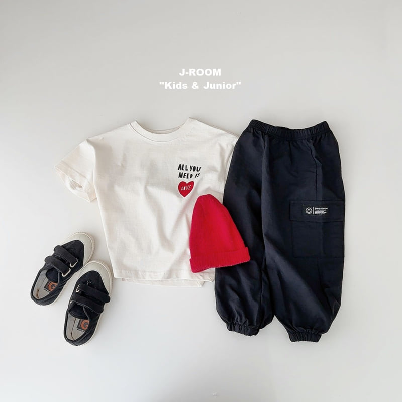 J-Room - Korean Children Fashion - #todddlerfashion - Label Crinkle Jogger Pants - 9