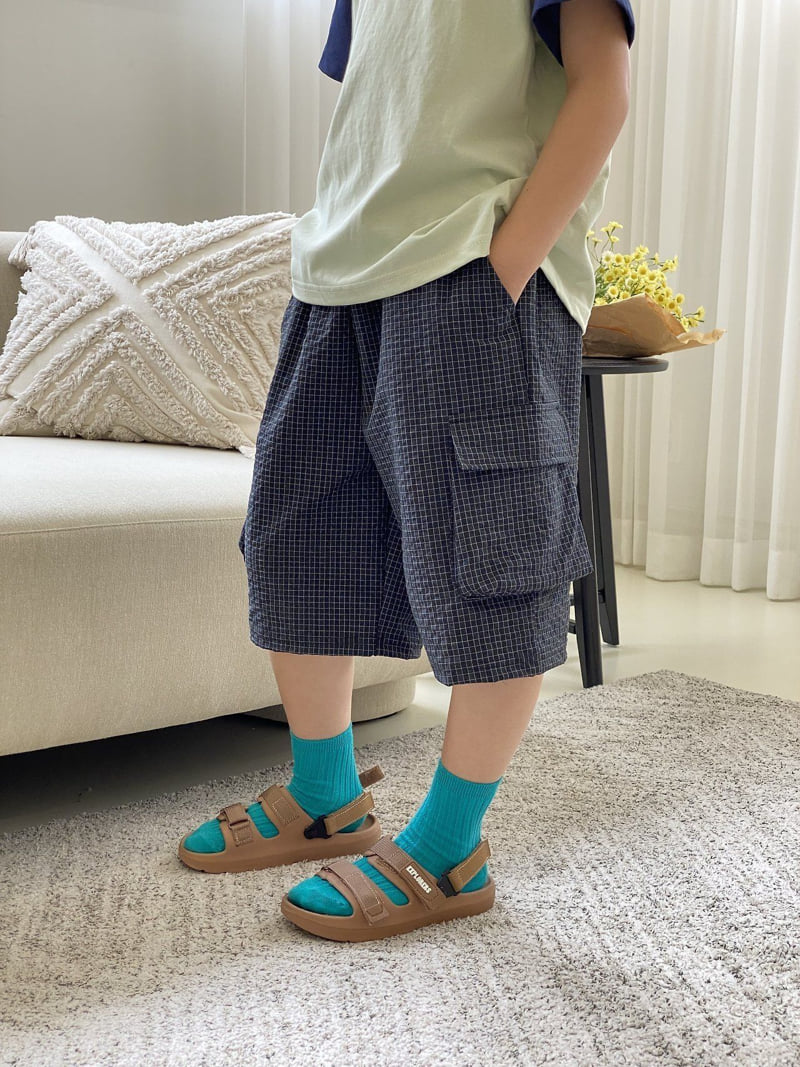 Jermaine - Korean Children Fashion - #childofig - Berry Check Cargo Pants - 10