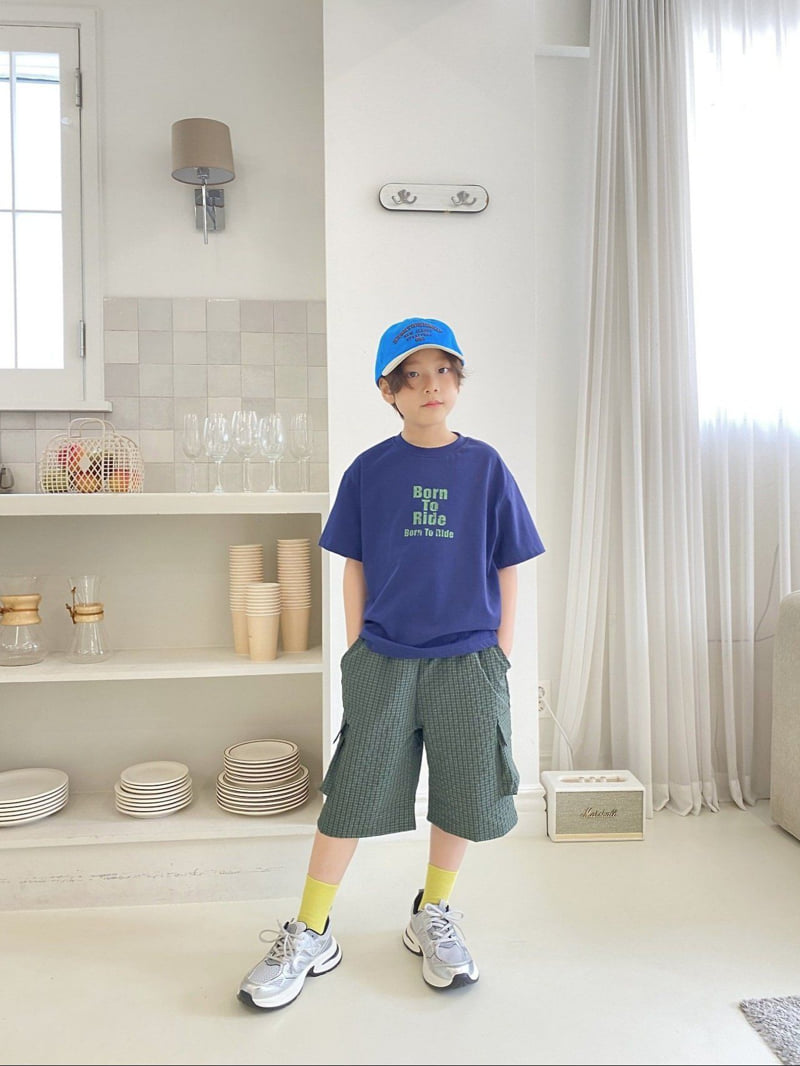 Jermaine - Korean Children Fashion - #littlefashionista - Berry Check Cargo Pants - 3