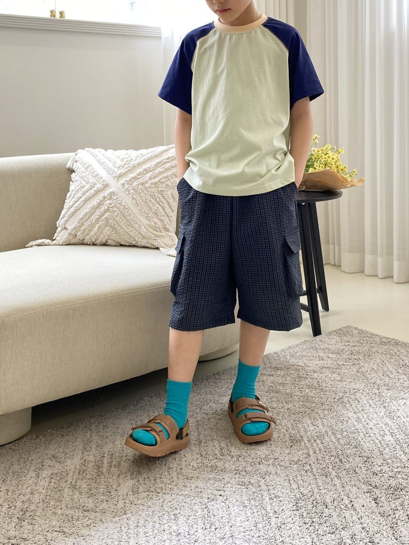 Jermaine - Korean Children Fashion - #stylishchildhood - Berry Check Cargo Pants - 9