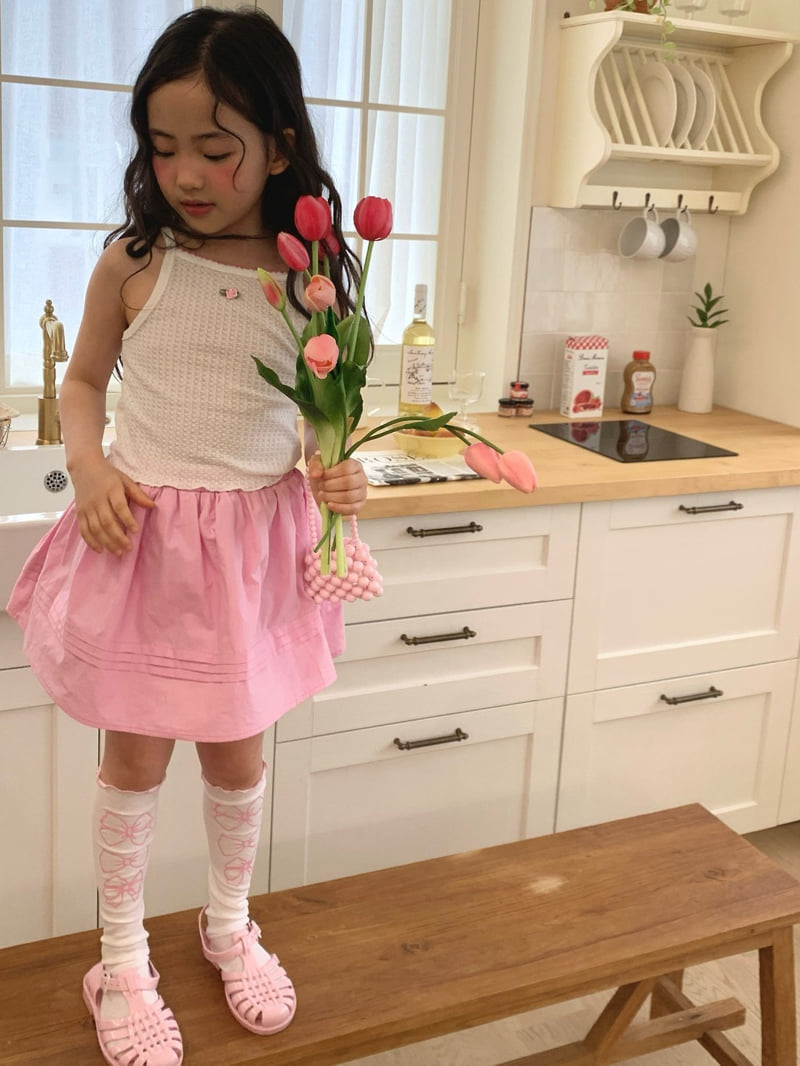 Lago - Korean Children Fashion - #toddlerclothing - Pin Flower Sleeveless Tee - 9