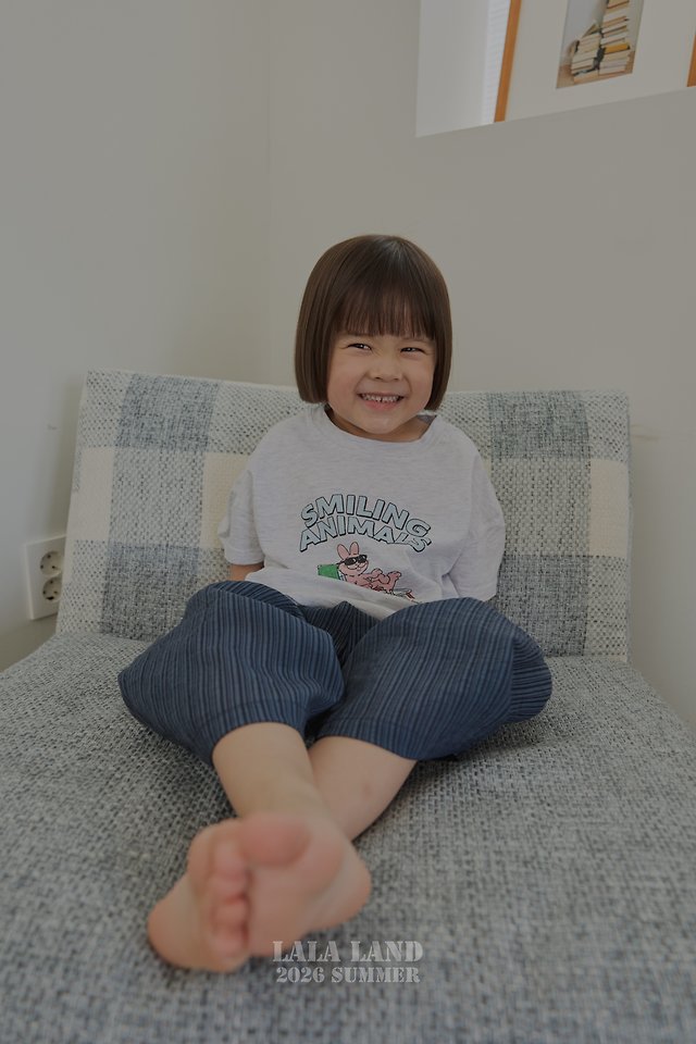 Lalaland - Korean Children Fashion - #todddlerfashion - Tanning Rabbit Short Sleeve Tee - 11