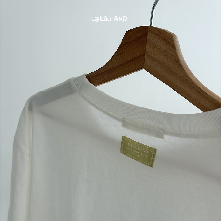 Lalaland - Korean Women Fashion - #momslook - Mom Berry Apple Tee - 12