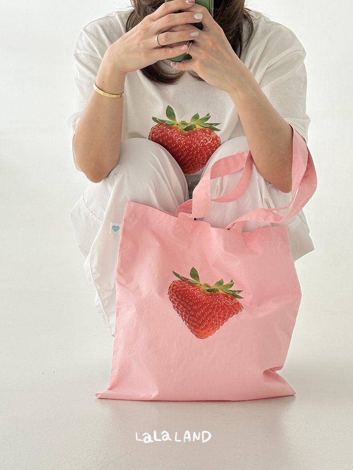 Lalaland - Korean Women Fashion - #womensfashion - Mom Berry Apple Tee - 4