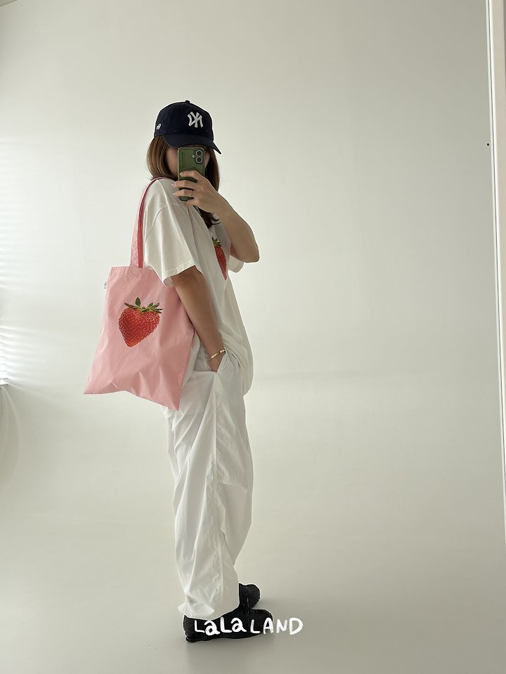 Lalaland - Korean Women Fashion - #womensfashion - Mom Berry Apple Tee - 7
