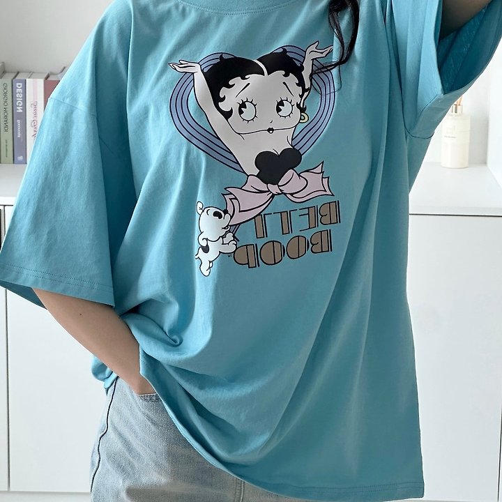 Little Rabbit - Korean Women Fashion - #momslook - Heart Betty Box Tee - 12