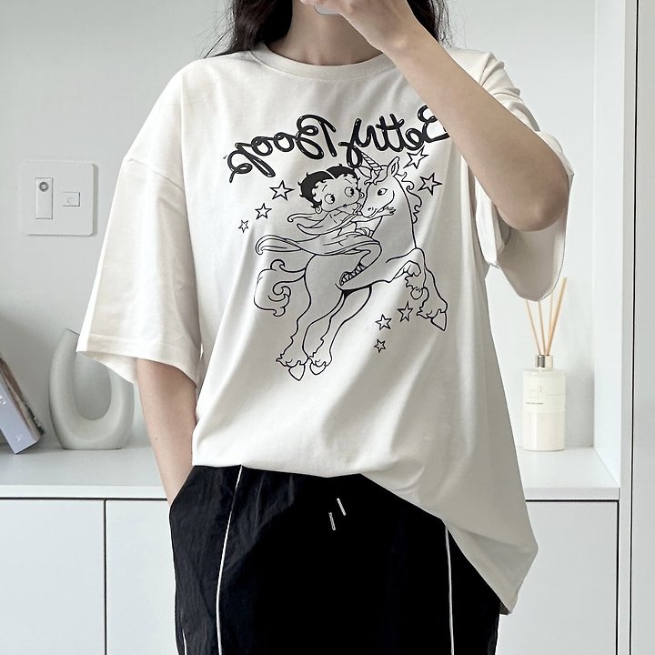 Little Rabbit - Korean Women Fashion - #momslook - Unicorn Betty Box Tee - 11