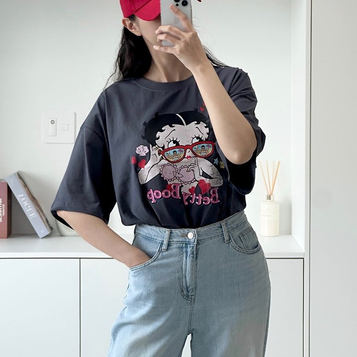 Little Rabbit - Korean Women Fashion - #thelittlethings - Glasses Betty Box Tee - 6