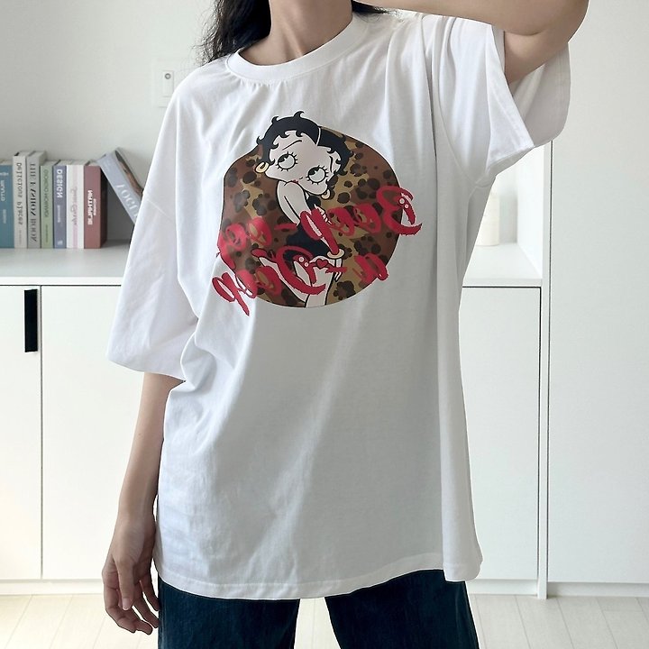 Little Rabbit - Korean Women Fashion - #womensfashion - Leopard Betty Box Tee - 11