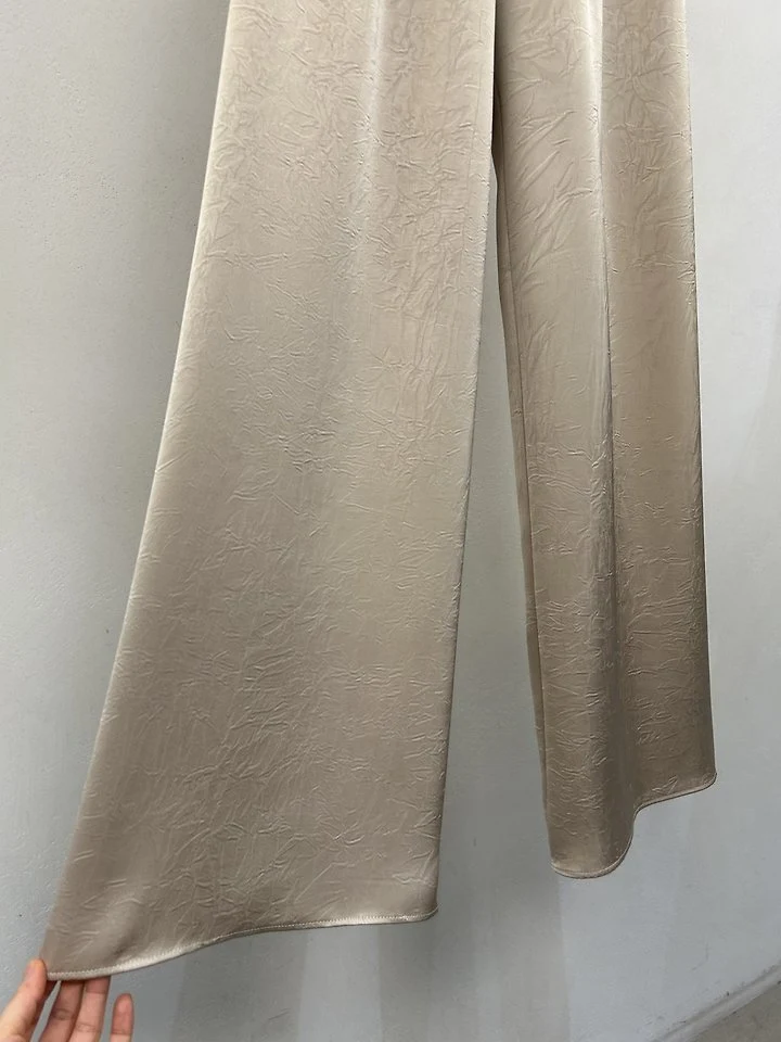 Merry J - Korean Women Fashion - #womensfashion - Crack Satin Pants - 10