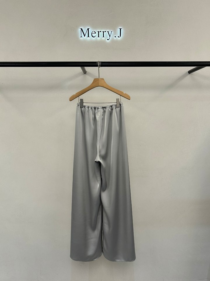 Merry J - Korean Women Fashion - #womensfashion - Capri Satin Pants - 7