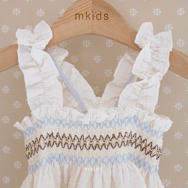 Mkids - Korean Baby Fashion - #babyoutfit - Summer Smocking Sleeveless Set (Plain) - 2