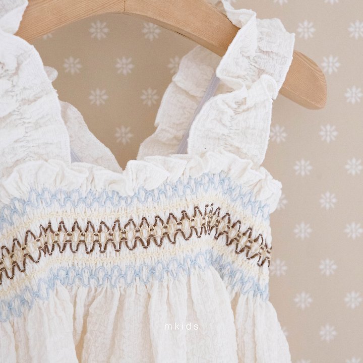 Mkids - Korean Baby Fashion - #babyoutfit - Summer Smocking Sleeveless Set (Plain) - 3