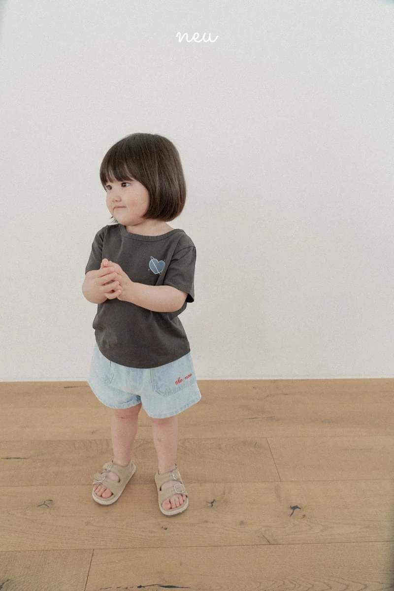 Neu - Korean Children Fashion - #prettylittlegirls - Heart Planet Tee - 8