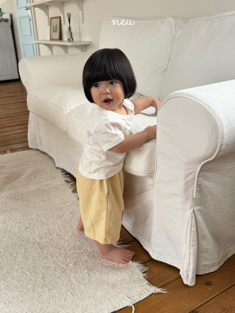 Neu - Korean Children Fashion - #todddlerfashion - Heart Bread Half Pants - 12