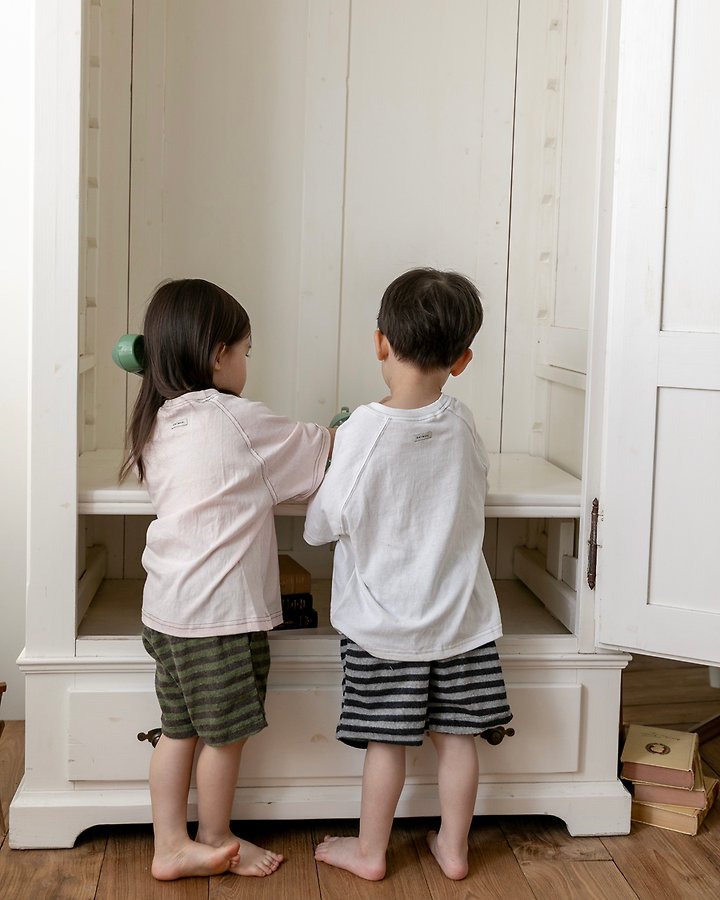 Oatmeal - Korean Children Fashion - #littlefashionista - Emblem Raglan Tee - 8