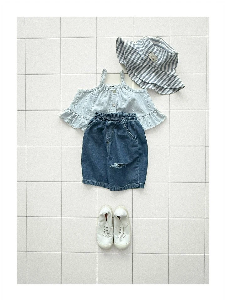 Onu - Korean Children Fashion - #toddlerclothing - Frill Sleeveless Blouse - 8