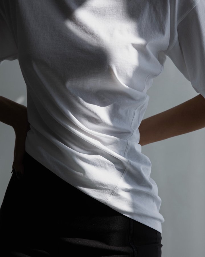 Paper Moon - Korean Women Fashion - #momslook - Twist Draped Side Line Detail Tee - 4