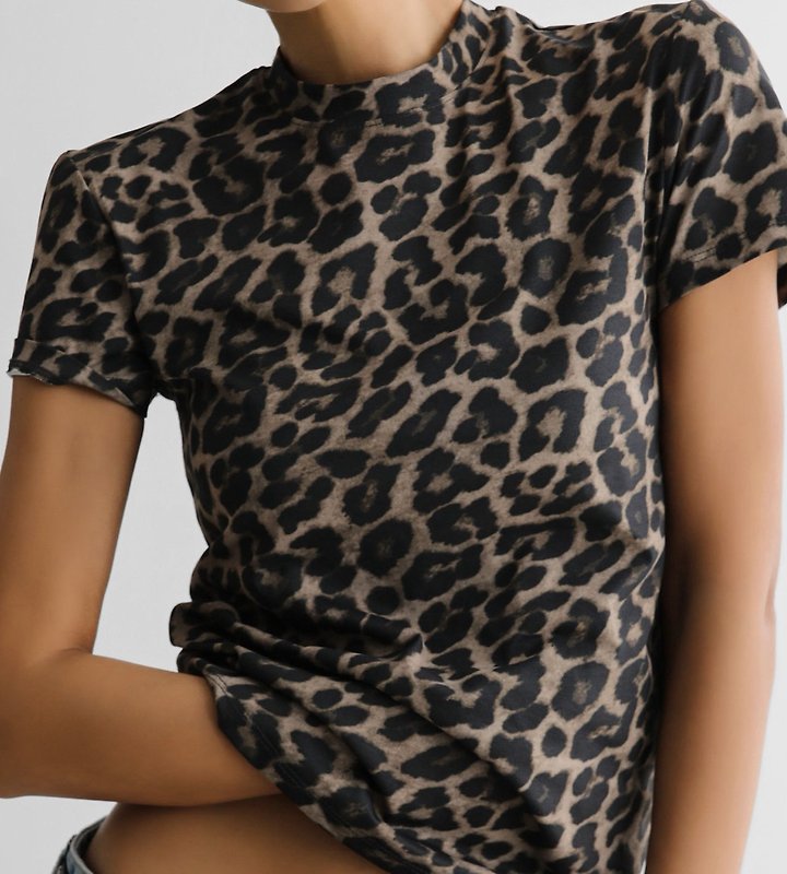 Paper Moon - Korean Women Fashion - #womensfashion - Slim-Fit Leopard Print Tee - 4