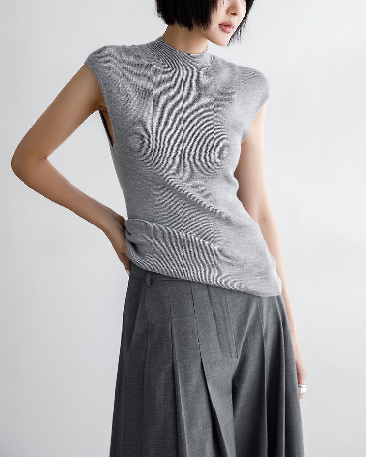 Paper Moon - Korean Women Fashion - #momslook - Classic Wholegament Sleeveless Knit