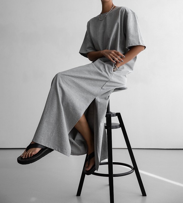 Paper Moon - Korean Women Fashion - #momslook - One Side Slit Detail Oversized Maxi Dress - 2