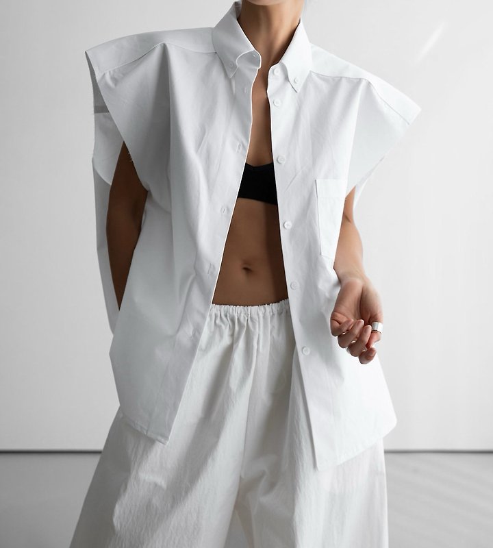 Paper Moon - Korean Women Fashion - #pursuepretty - Oversized Square Sleeveless Shirt - 3