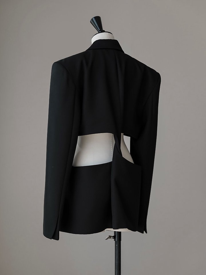 Paper Moon - Korean Women Fashion - #pursuepretty - Squared Shoulder Cut Out Waist Detail Minimal Blazer