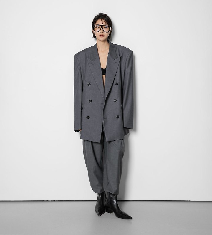 Paper Moon - Korean Women Fashion - #pursuepretty - Classic Peaked Tailored Double Blazer - 4