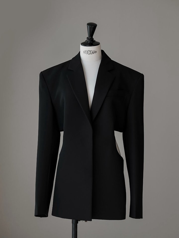 Paper Moon - Korean Women Fashion - #restrostyle - Squared Shoulder Cut Out Waist Detail Minimal Blazer - 2