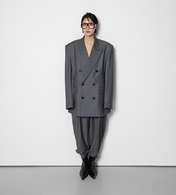 Paper Moon - Korean Women Fashion - #romanticstyle - Classic Peaked Tailored Double Blazer - 5