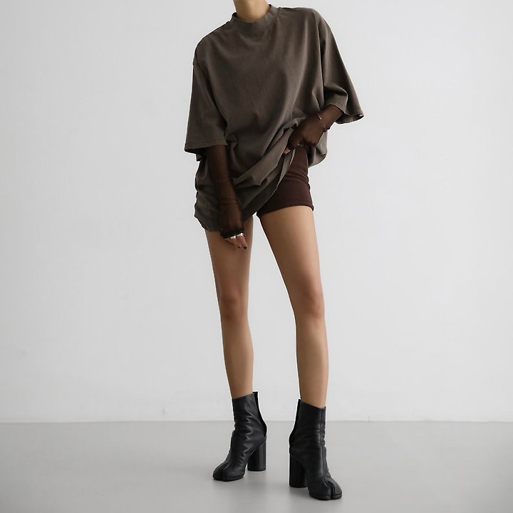 Paper Moon - Korean Women Fashion - #thelittlethings - Mock Neck Ribbed Damage Detail Oversized Pigment Tee - 2