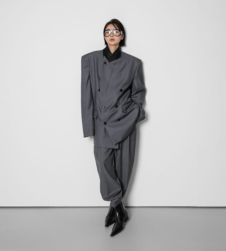 Paper Moon - Korean Women Fashion - #womensfashion - Classic Peaked Tailored Double Blazer - 12
