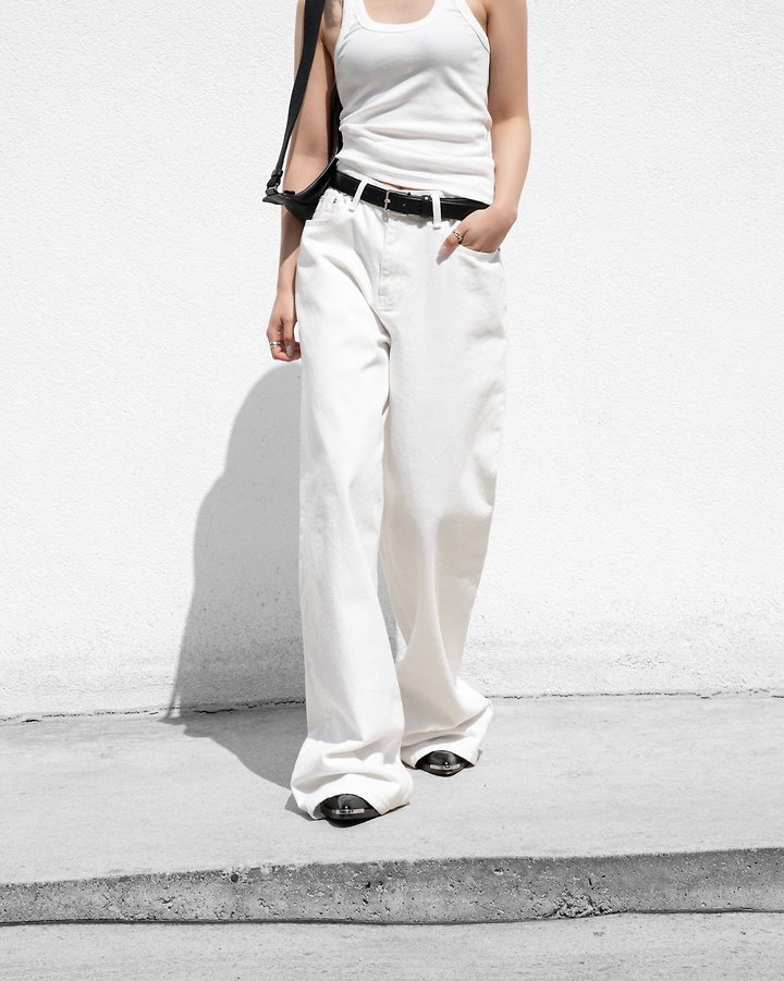 Paper Moon - Korean Women Fashion - #momslook - High Rise Wide Leg White Denim Pants - 4