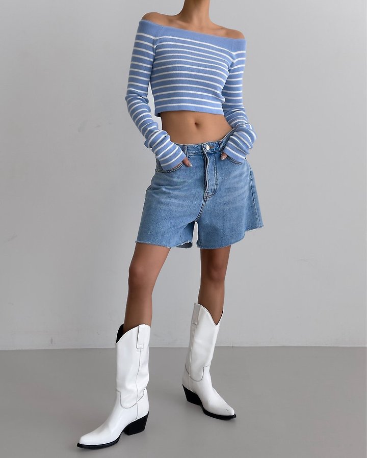 Paper Moon - Korean Women Fashion - #womensfashion - Cutted Detail Vintage Oversized Denim Shorts
