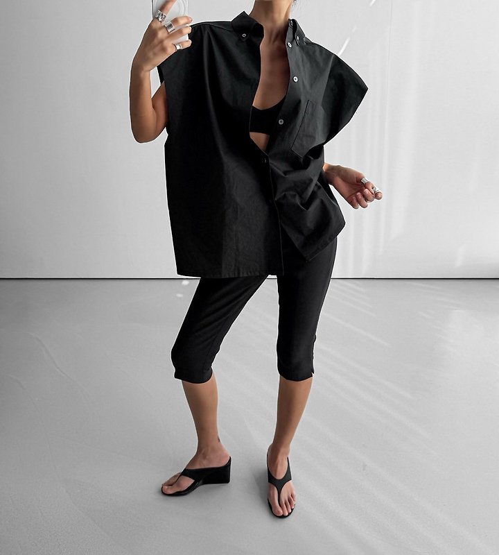 Paper Moon - Korean Women Fashion - #womensfashion - Oversized Square Sleeveless Shirt - 3