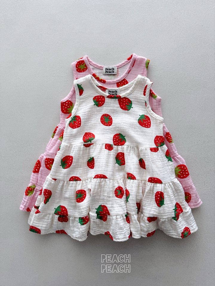 Peach Peach - Korean Children Fashion - #childofig - Strawberry One-piece