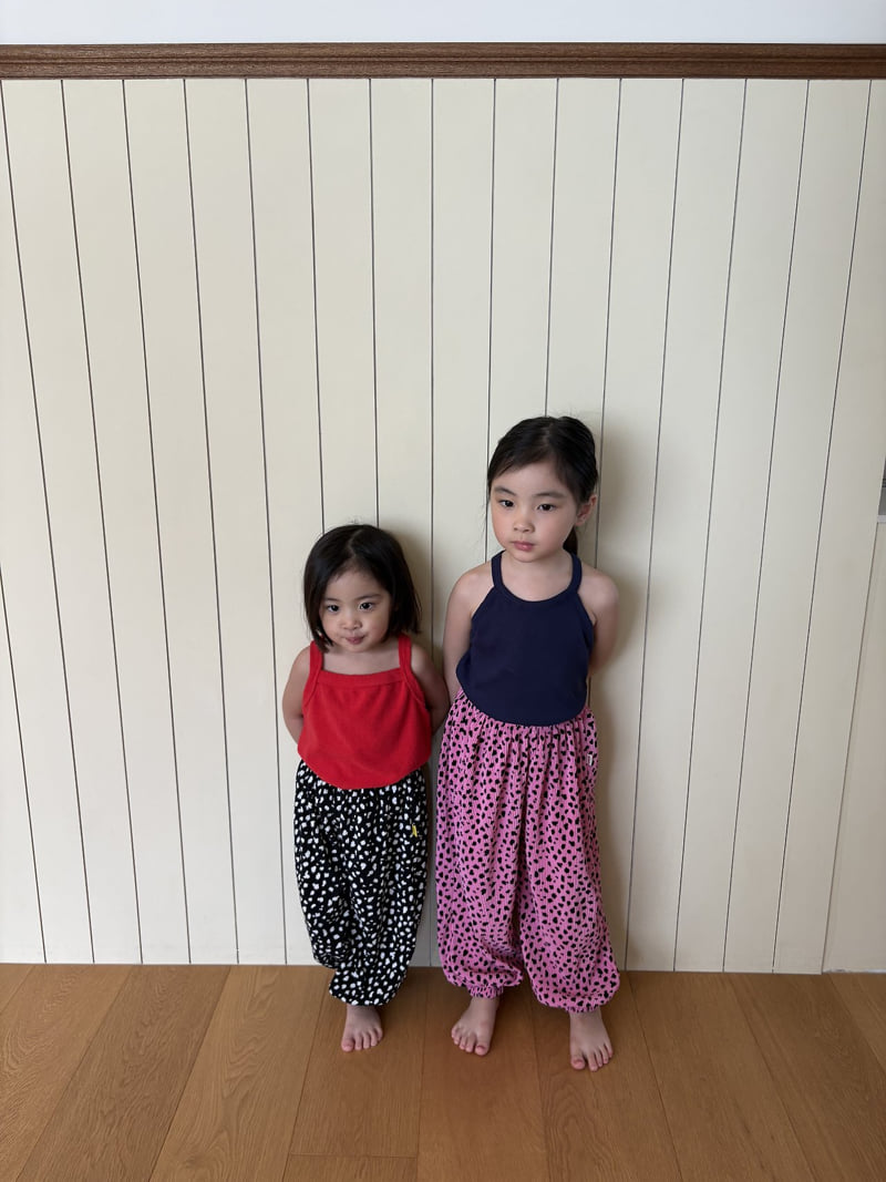 Pepper - Korean Children Fashion - #toddlerclothing - Black Pink Pleats Jogger Pants - 8