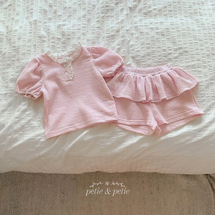 Petit & Petit - Korean Children Fashion - #littlefashionista - Emma Check Frill Shorts - 4