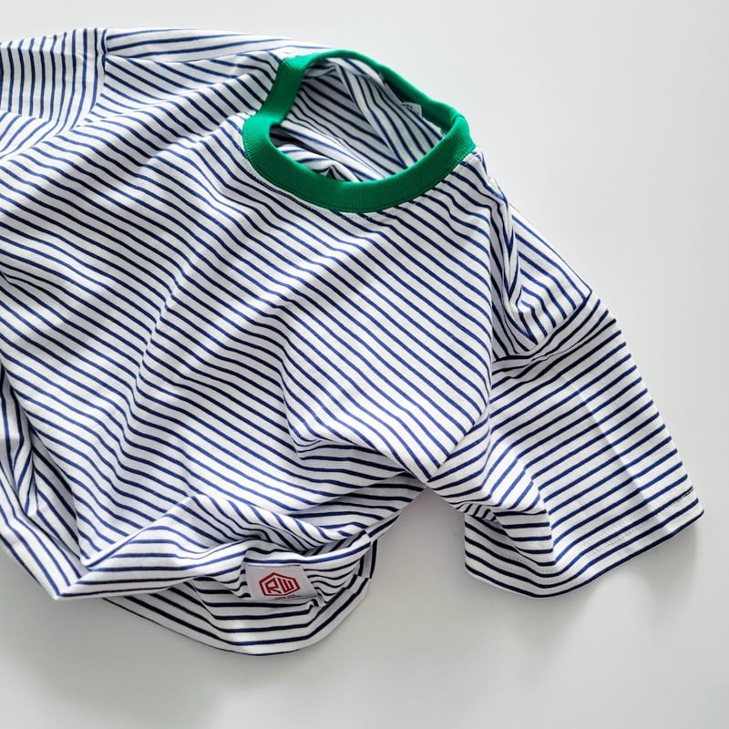 Riwoo Riwoo - Korean Children Fashion - #kidsshorts - Thin Stripe Patch Short Sleeve Tee - 9