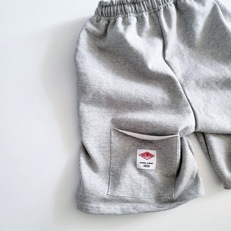 Riwoo Riwoo - Korean Children Fashion - #littlefashionista - Patch Pocket Balloon Half Pants - 11