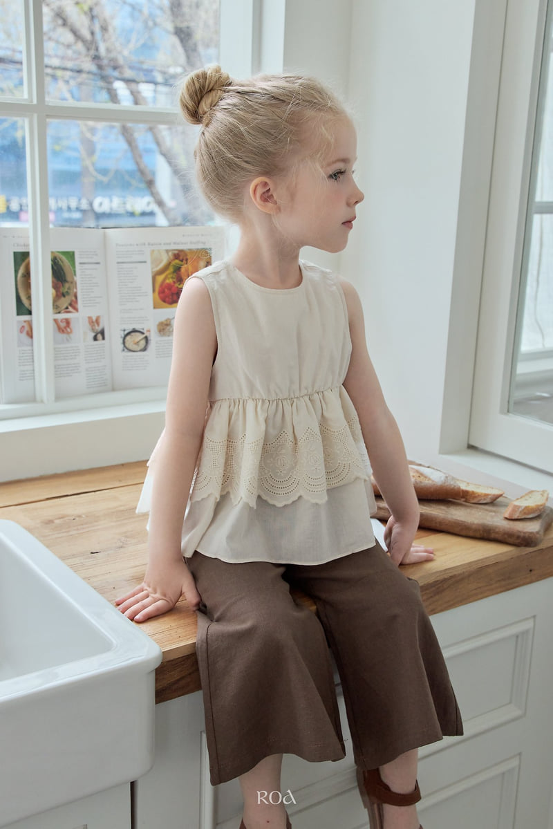 Roa - Korean Children Fashion - #childofig - Rose Embroidered Blouse - 11