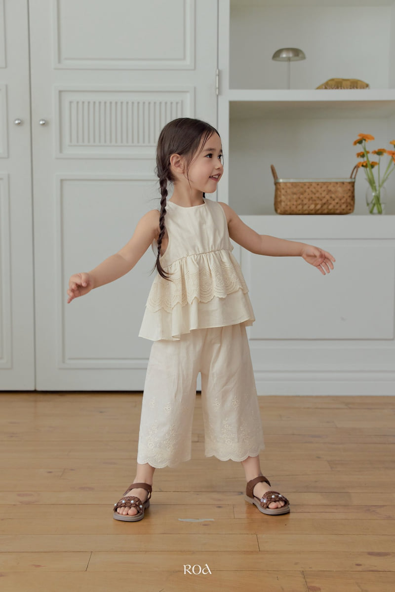 Roa - Korean Children Fashion - #childofig - Rose Embroidered Blouse - 12