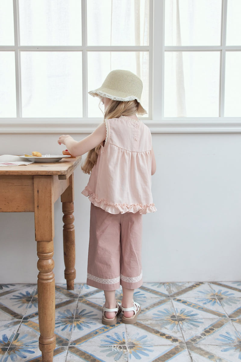 Roa - Korean Children Fashion - #childofig - Sleeveless Yoke Frill Blouse - 10