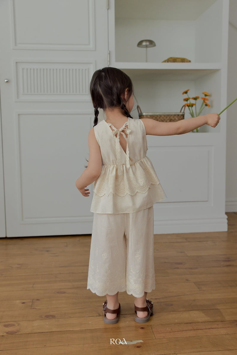 Roa - Korean Children Fashion - #prettylittlegirls - Blanc Embroidered Pants - 10